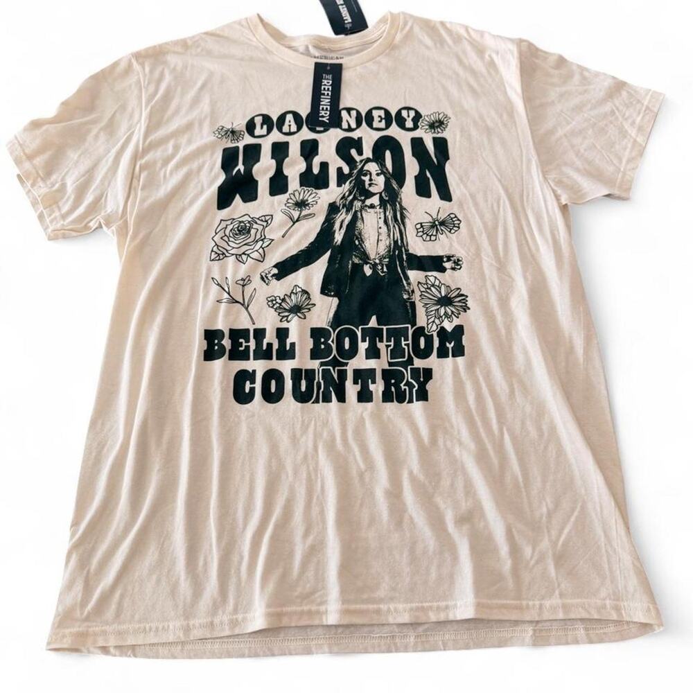 Lainey Wilson "Bell Bottom Country" Graphic T-Shirt ✨ XL
